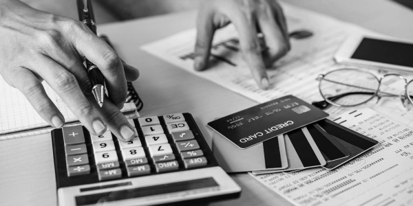Derecho Concursal / Segunda Oportunidad / Abogados Deudas València · Reunificar / Reunificación de Deudas Tarjetas de Crédito / VISA