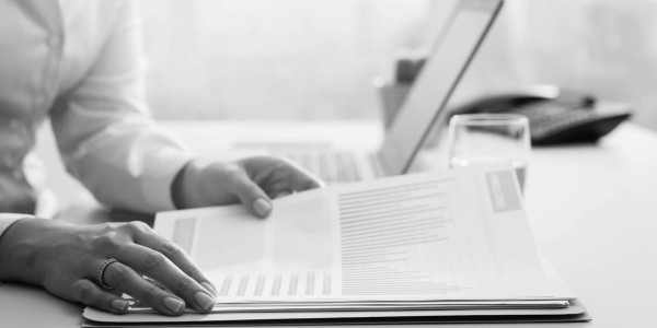 Derecho Mercantil / Abogados Mercantilistas Riba-roja de Túria · Investigaciones de Due Diligence en Procesos de Compra y Venta de Empresas